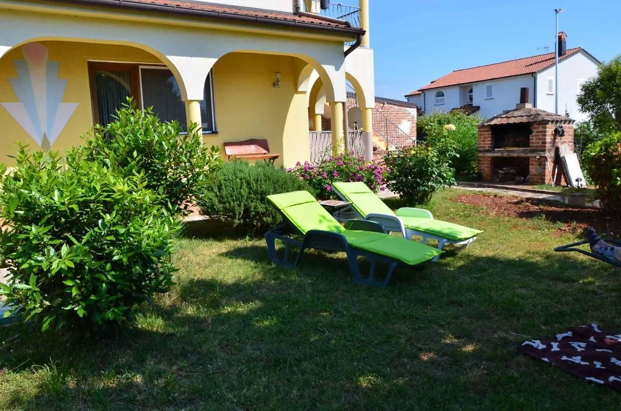 Apartments In Porec - Istrien 42541